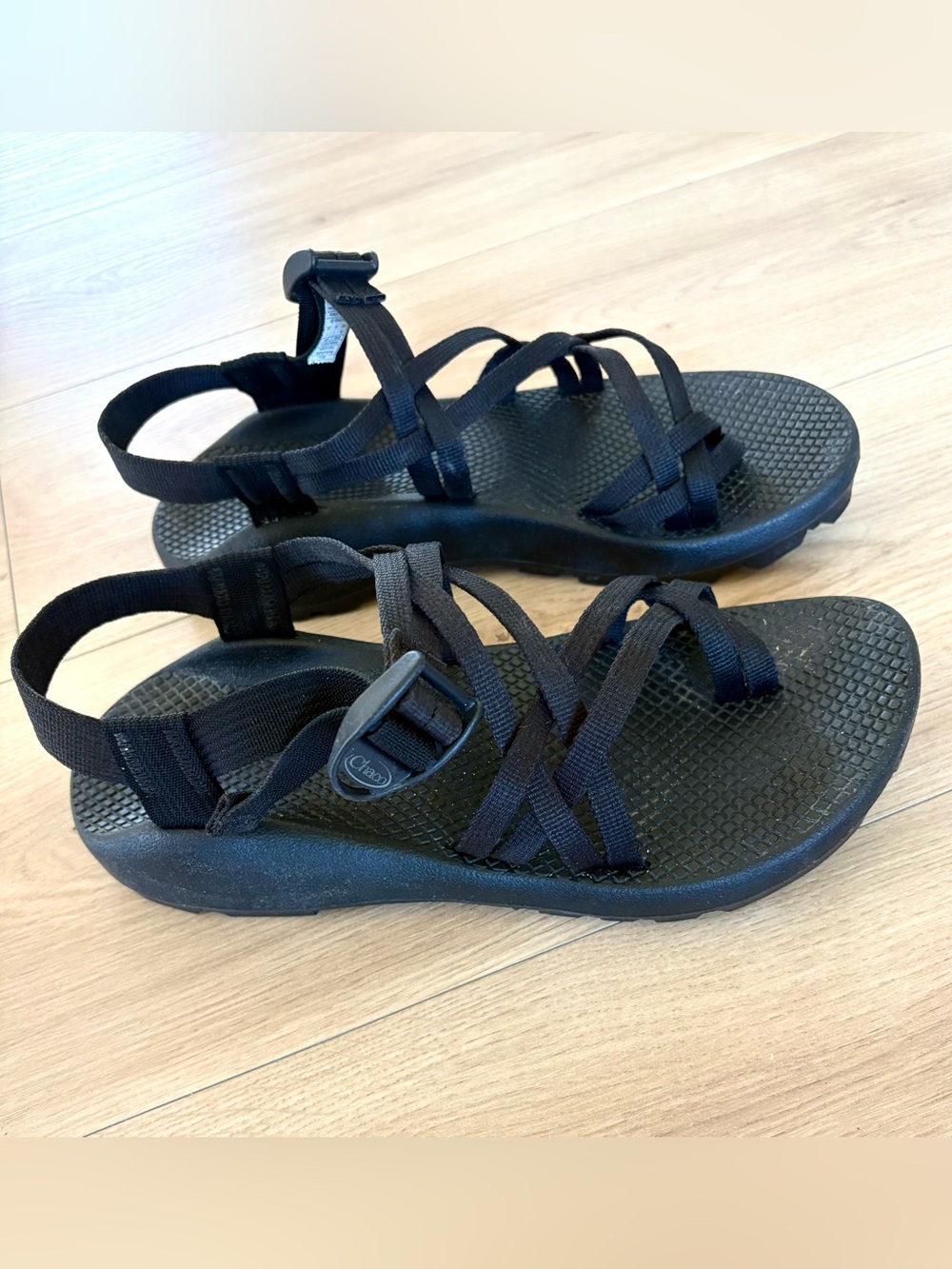Chaco Women’s Black Adjustable Strap Classic Sandals